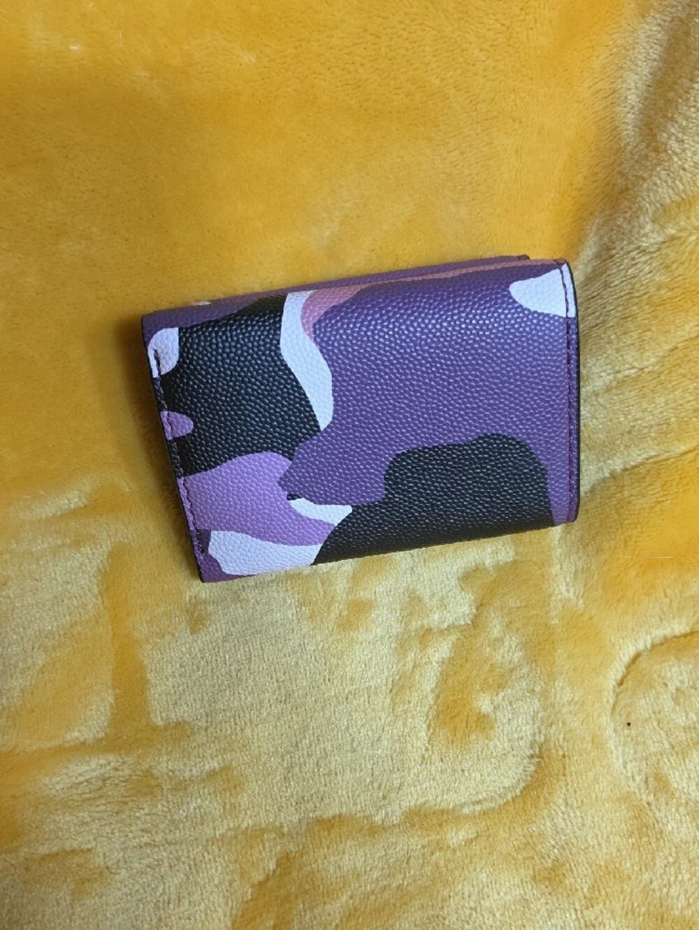 Authentic Marc Jacobs Purple Camo Leather Card Case with Gold Logo